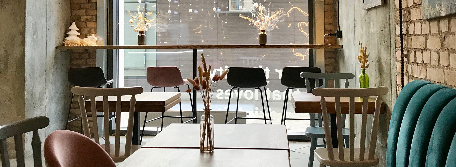 Intérieur d'un bar / restaurant